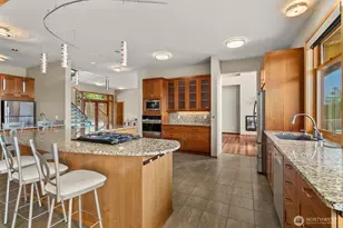 7627 Cooper Point Rd NW, Olympia, WA 98502 - Photo 16