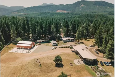 182 Silver Ridge Ranch Road, Easton, WA 98925 - Photo 2