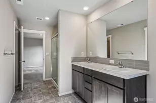 18910 Liberty Ridge Ln E, Puyallup, WA 98374 - Photo 14