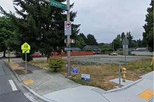 250 Park Ave N, Renton, WA 98057 - Photo 1