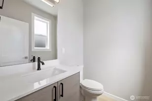7925 230th St SW, Edmonds, WA 98026 - Photo 6