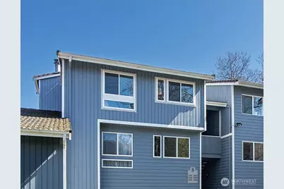 4120 212th Street SW #B301, Mountlake Terrace, WA 98043 - Photo 2