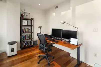 10700 NE 4th Street #2412, Bellevue, WA 98004 - Photo 22