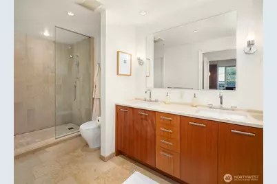 10700 NE 4th Street #2412, Bellevue, WA 98004 - Photo 24
