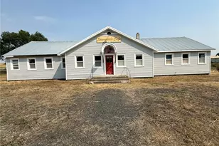 15 S 1st St, Almira, WA 99103 - Photo 1
