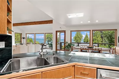 65 Montgomery Court, Port Ludlow, WA 98365 - Photo 18