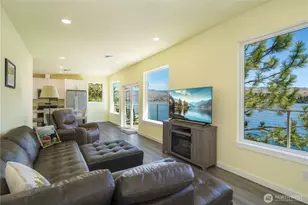 9064 S Lakeshore Rd, Chelan, WA 98816 - Photo 6