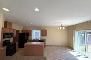 11328 185th St E, Puyallup, WA 98374 - Photo 10