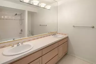 13809 SE 255th Pl, Kent, WA 98042 - Photo 18
