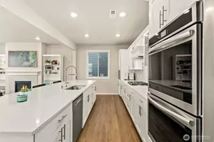 14825 Tyee Dr E, Bonney Lake, WA 98391 - Photo 12