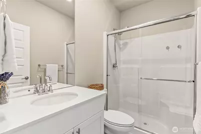 14825 Tyee Drive E, Bonney Lake, WA 98391 - Photo 32