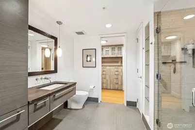 820 Blanchard Street #1507, Seattle, WA 98121 - Photo 18