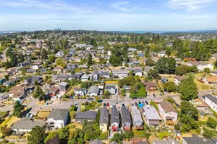 3022 S Holden St, Seattle, WA 98108 - Photo 32