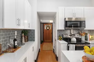 1043 S Cloverdale St, Seattle, WA 98108 - Photo 12