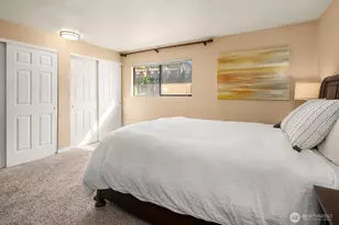 25044 Lake Fenwick Rd, Kent, WA 98032 - Photo 10