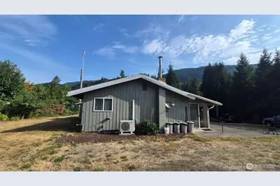 145 Tilton Drive, Morton, WA 98356 - Photo 6