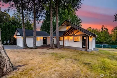 728 Tillamuk Drive, La Conner, WA 98257 - Photo 1