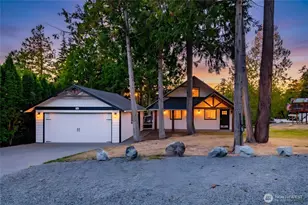 728 Tillamuk Dr, La Conner, WA 98257 - Photo 2