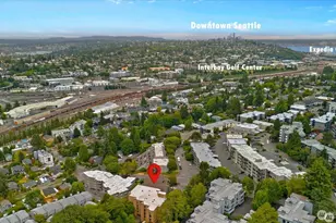 3700 W 25th Pl, Seattle, WA 98199 - Photo 30