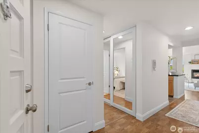 3700 W 25th Place #201, Seattle, WA 98199 - Photo 6