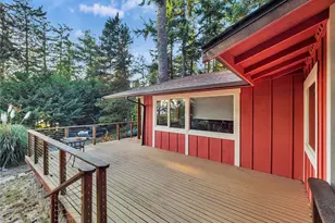 17261 Golden View Ave, La Conner, WA 98257 - Photo 10