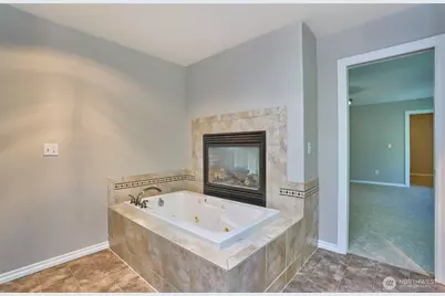 11912 SE 240th Place, Kent, WA 98030 - Photo 26