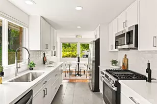 7050 21st Ave NE, Seattle, WA 98115 - Photo 14