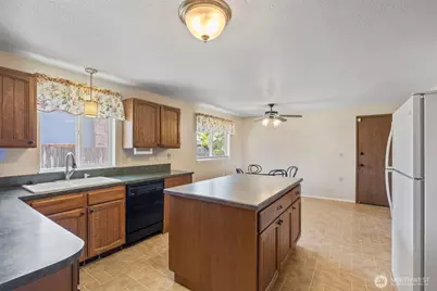 804 Wayne Drive, Centralia, WA 98531 - Photo 12