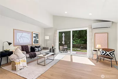 13430 33rd Place W #Unit B, Lynnwood, WA 98087 - Photo 10