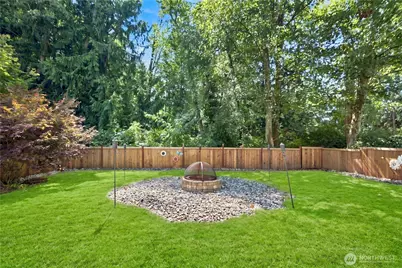13430 33rd Place W #Unit B, Lynnwood, WA 98087 - Photo 20