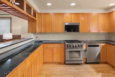 4600 Green Lake Way N, Seattle, WA 98103 - Photo 14