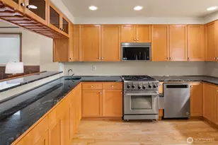 4600 Green Lake Way N, Seattle, WA 98103 - Photo 14