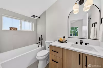 8510 15th Avenue NE, Seattle, WA 98115 - Photo 20