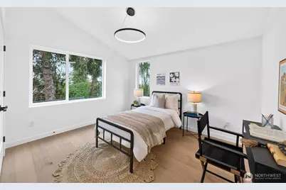 8512 15th Avenue NE, Seattle, WA 98115 - Photo 24