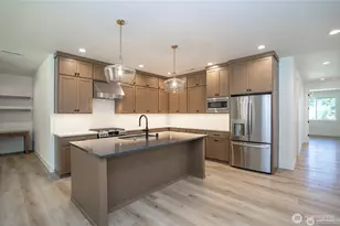 2746 Sunset Ct, Steilacoom, WA 98388 - Photo 16