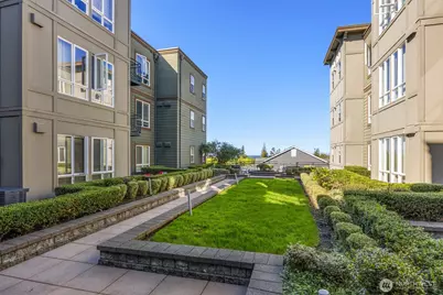 1880 25th Avenue NE #210, Issaquah, WA 98029 - Photo 18