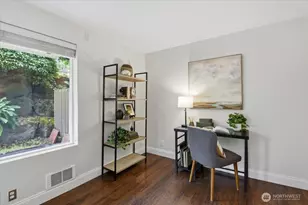 2552 14th Ave W, Seattle, WA 98119 - Photo 8