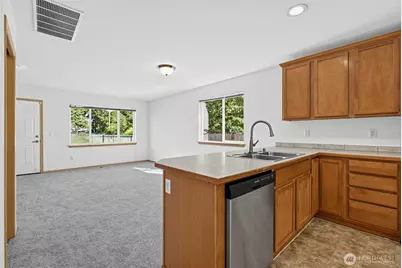 10129 19th Avenue S, Tacoma, WA 98444 - Photo 14
