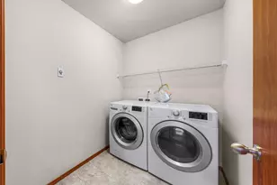 908 138th Pl SW, Everett, WA 98204 - Photo 28