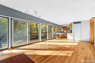 12117 SE 26th St, Bellevue, WA 98005 - Photo 4