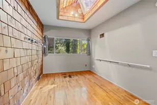 12117 SE 26th St, Bellevue, WA 98005 - Photo 10