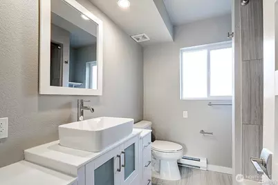 1906 3rd Avenue W #2, Seattle, WA 98119 - Photo 14