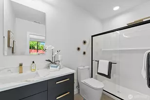 17116 35th Dr SE, Bothell, WA 98012 - Photo 14