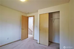 4006 NE 18th St, Renton, WA 98056 - Photo 26
