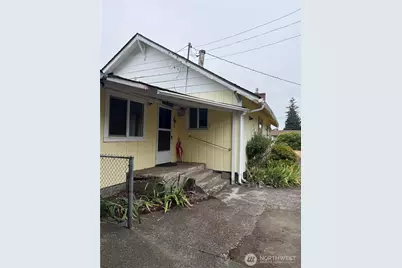 320 E Oakview Avenue, Centralia, WA 98531 - Photo 2