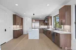 16036 SE 44th Ct, Bellevue, WA 98006 - Photo 12