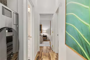 524 6th Ave W, Seattle, WA 98119 - Photo 16