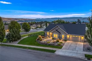 351 Allison St, Wenatchee, WA 98801 - Photo 2