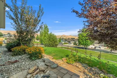 351 Allison Street, Wenatchee, WA 98801 - Photo 28