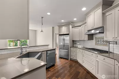 351 Allison Street, Wenatchee, WA 98801 - Photo 8